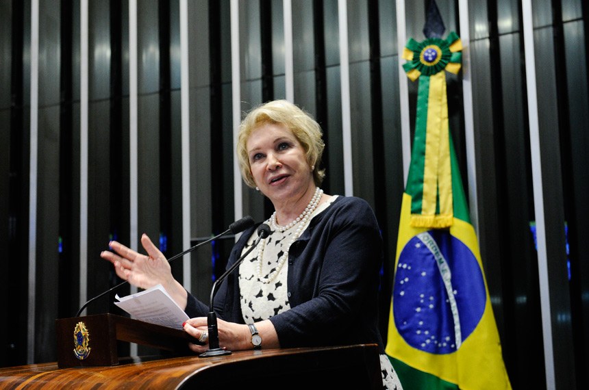 Plenário aprova prorrogação de bolsa de estudo para novas mães